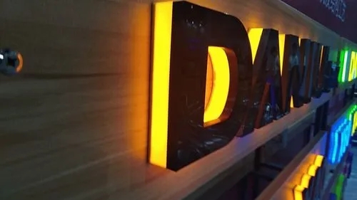 市面上流行的四川广告公司发光字有哪些？