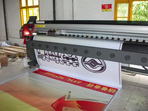 四川午夜成人在线广告为什么喷绘成为户外广告的常用材料